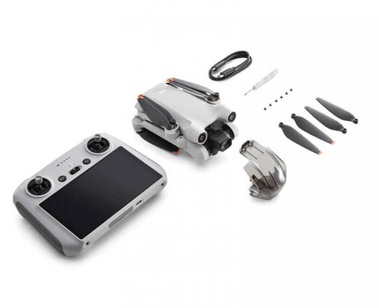 DJI Mini 3 Pro + Fly More kit (пульт DJI RC) DJI Mini 3 Pro + Fly More kit (пульт DJI RC)